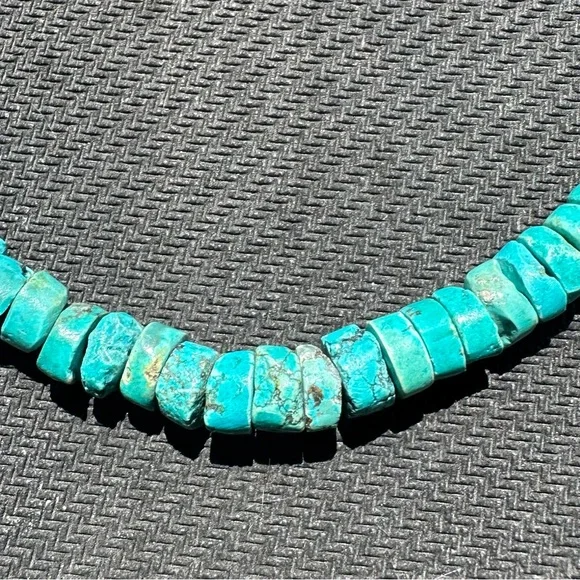 Hand Crafted Unique Earth “One of a Kind”Turquoise & Sterling Silver Choker - Picture 3 of 4